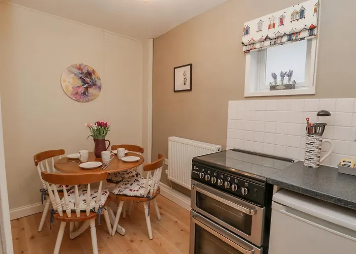 Holiday home But 'n' Ben Whitby